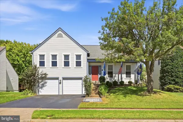 13704 Springhaven Dr, CHANTILLY, VA 20151