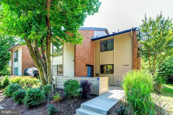11607 Hunters Green Ct, RESTON, VA 20191