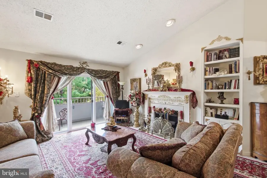 7702 Lafayette Forest Dr #31, Annandale, VA 22003 - #2