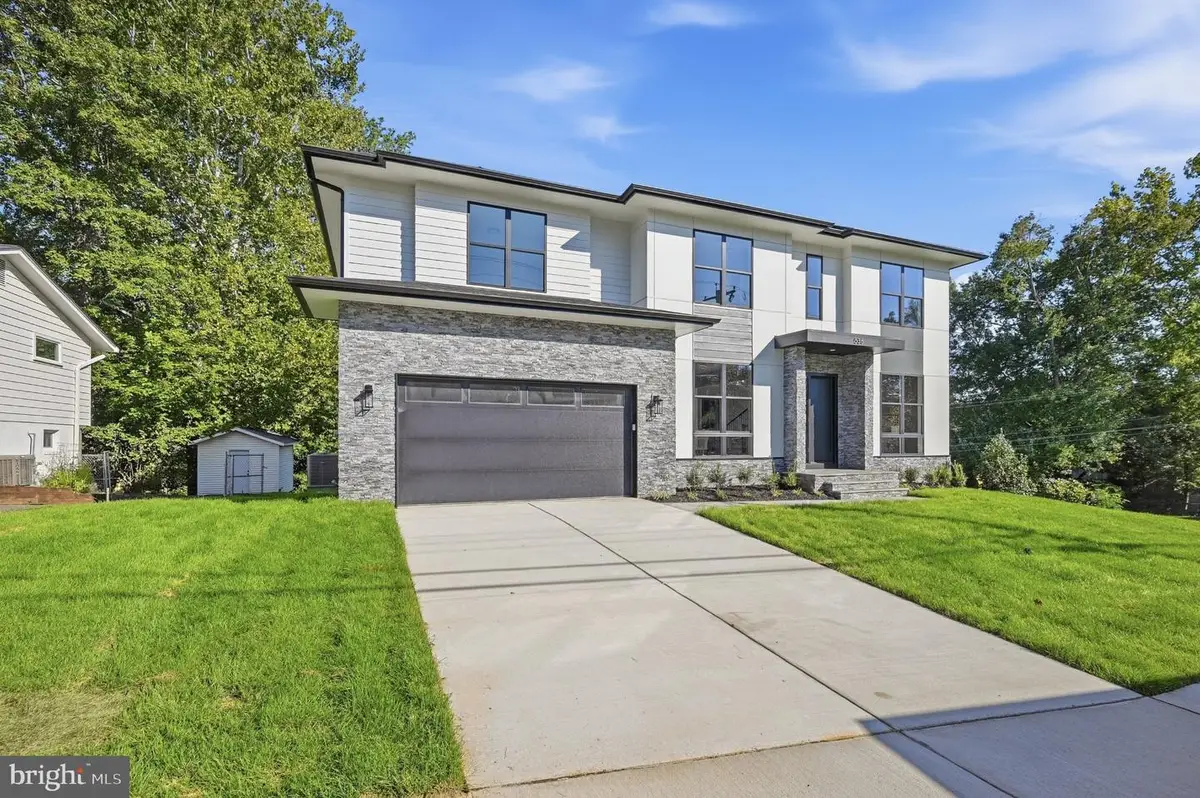 536 Walker St Sw, Vienna, VA 22180 - #1