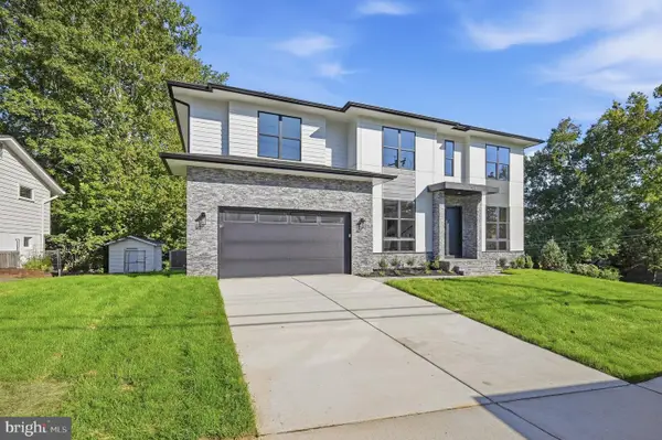 536 Walker St Sw, VIENNA, VA 22180