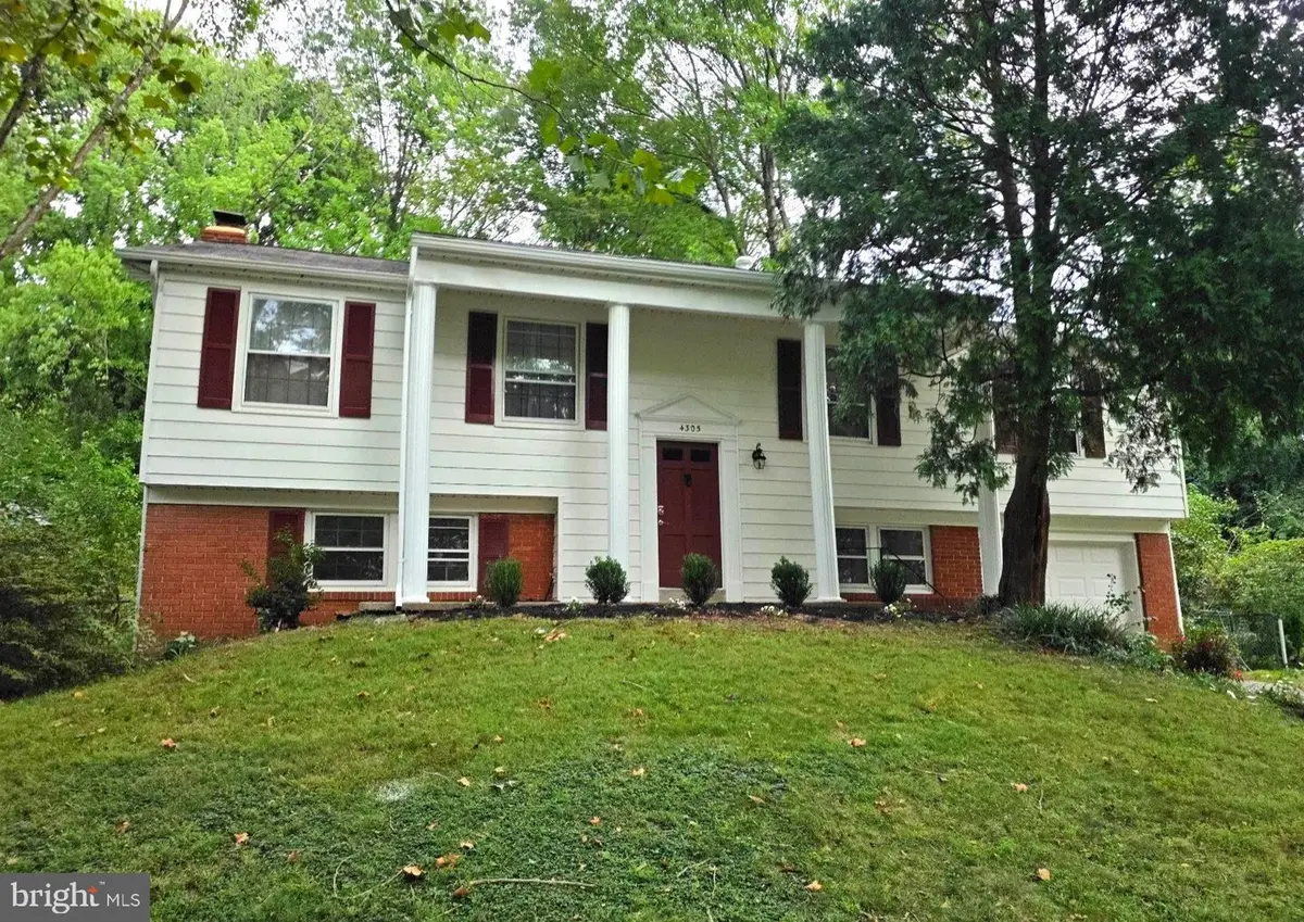 4305 Markwood Ln, Fairfax, VA 22033 - #1
