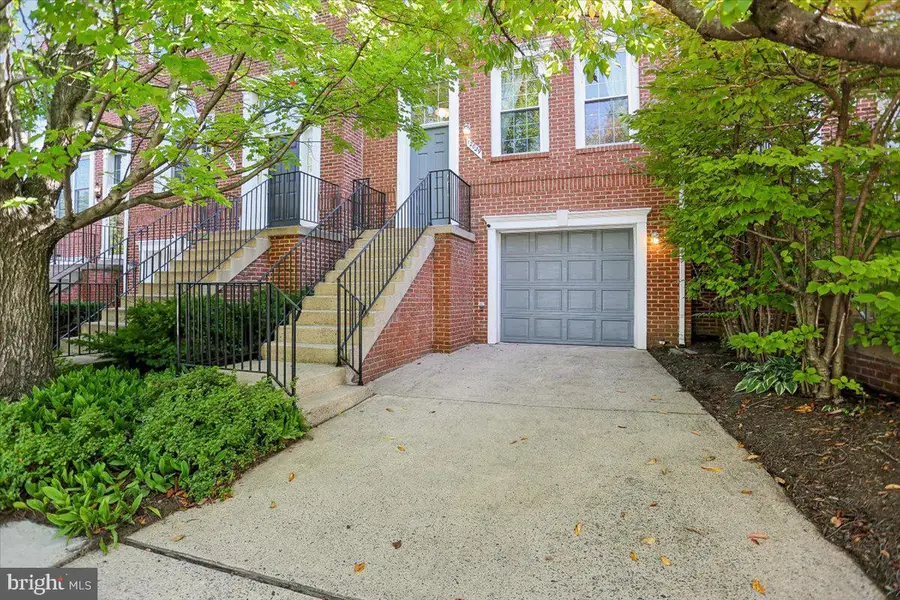 12029 Edgemere Cir, Reston, VA 20190 - #3