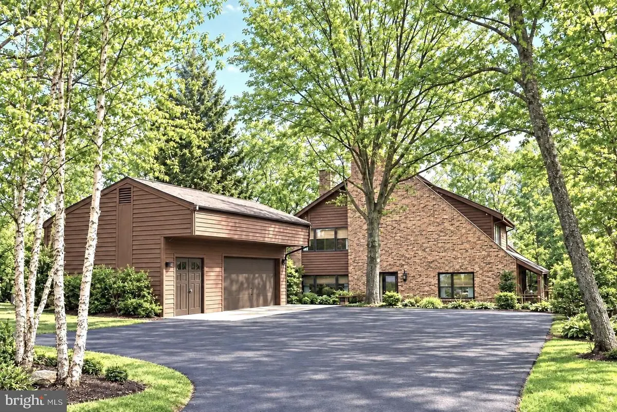 2249 Hunter Mill Rd, Vienna, VA 22181 - #1