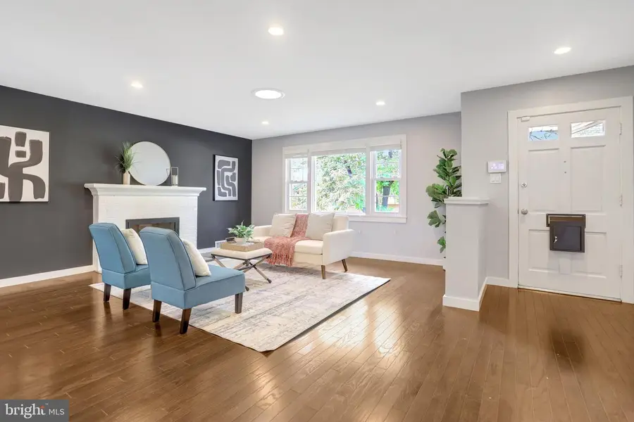 5419 Charlottesville Rd, Springfield, VA 22151 - #2