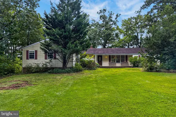 7408 Bull Run Dr, CENTREVILLE, VA 20121