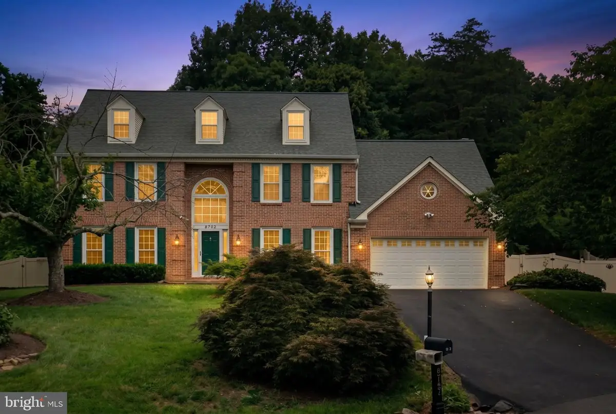6747 Jade Post Ln, Centreville, VA 20121 - #1