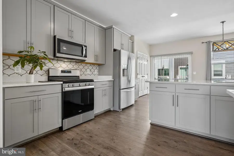 8358 Sallyport St, Lorton, VA 22079 - #2