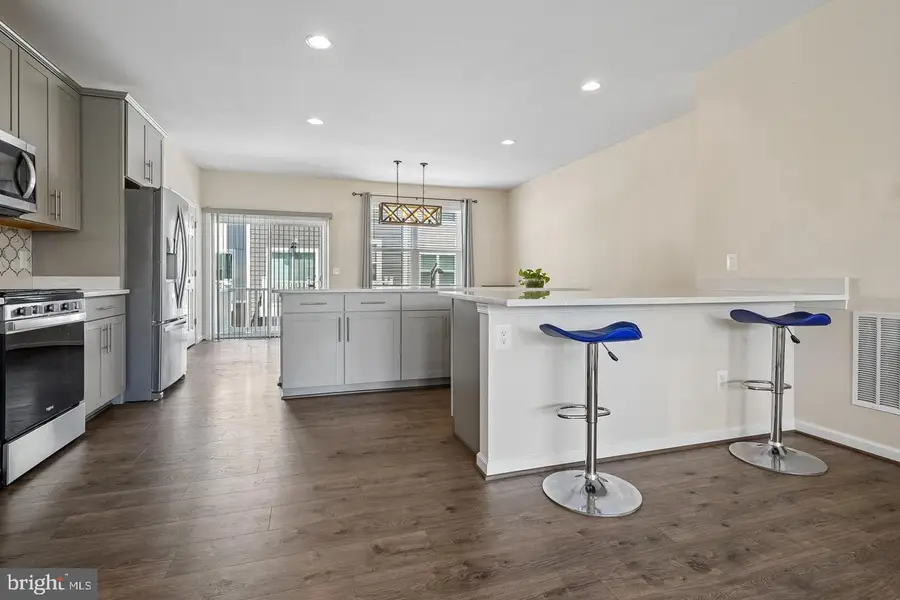 8358 Sallyport St, Lorton, VA 22079 - #3