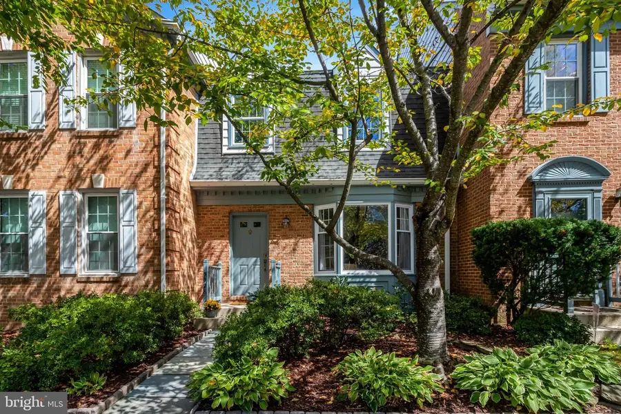 5928 Wescott Hills Way, Alexandria, VA 22315 - #2