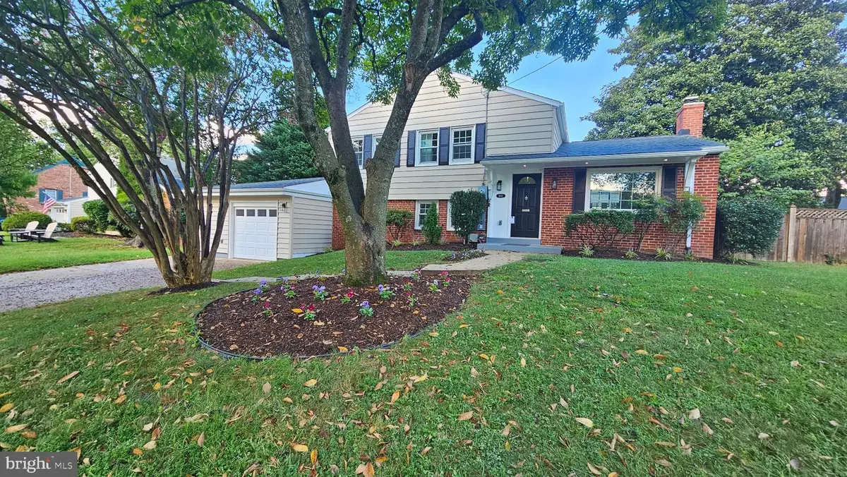 1022 Croton Dr, Alexandria, VA 22308 - #1