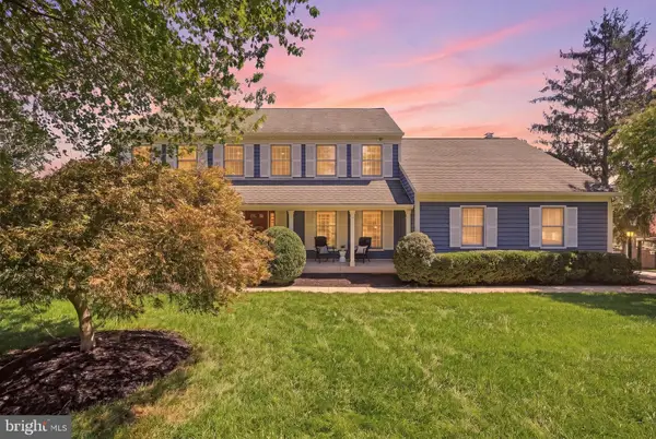 2817 Berryland Dr, OAKTON, VA 22124
