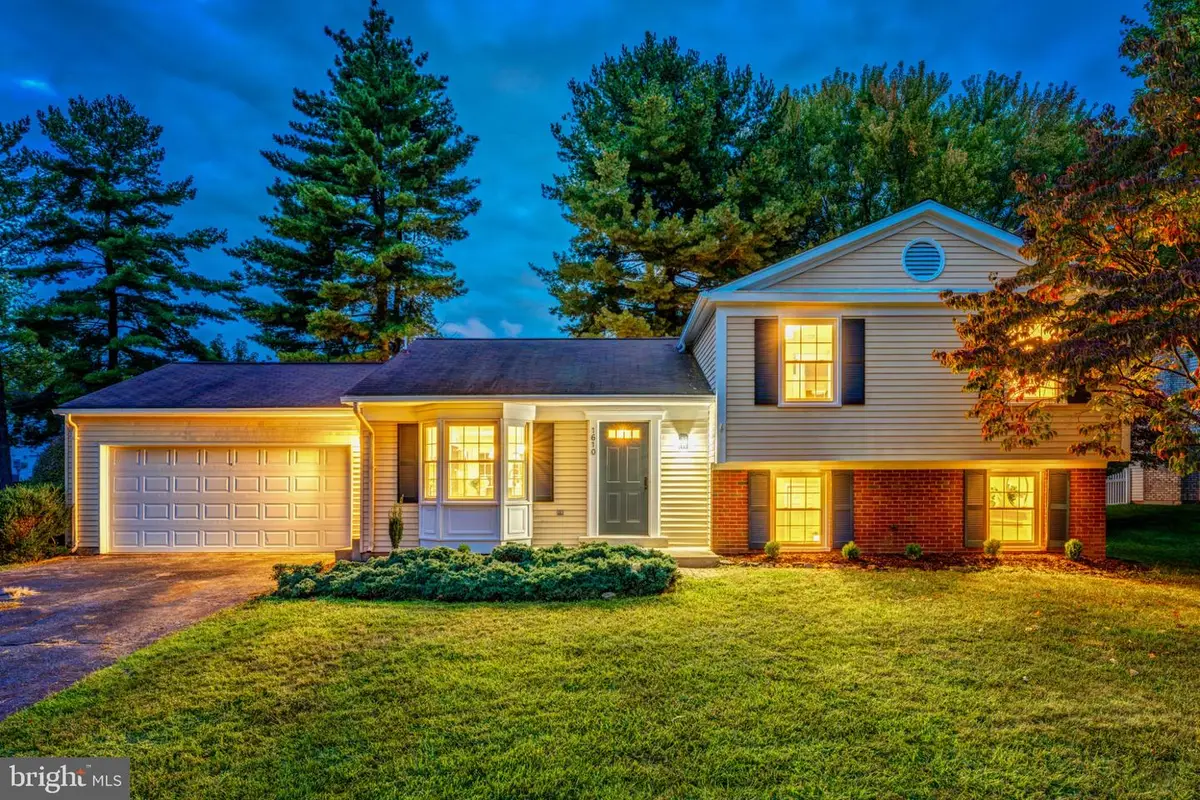 1610 Sadlers Wells Ct, Herndon, VA 20170 - #1