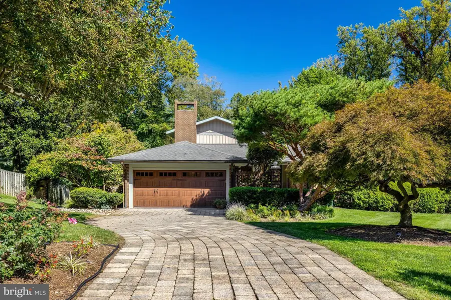 6952 Kyleakin Ct, McLean, VA 22101 - #2