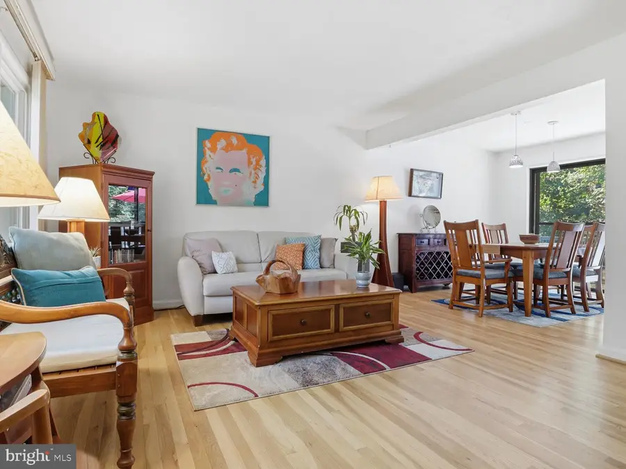 3420 Greentree Dr, Falls Church, VA 22041 - #2