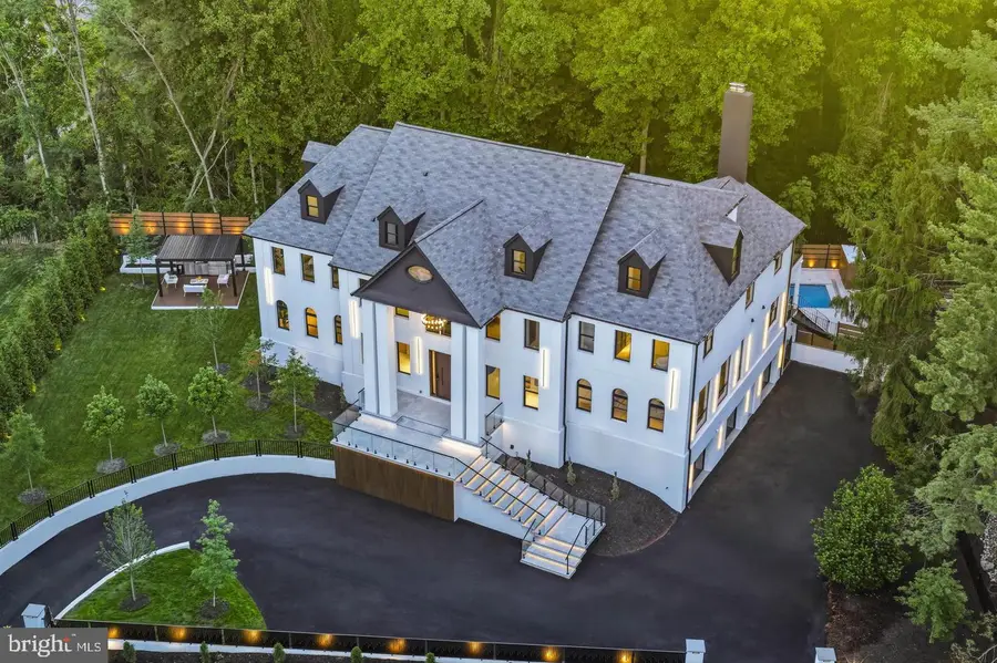 1124 Savile Ln, McLean, VA 22101 - #3