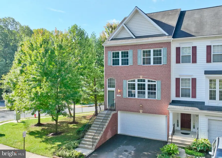 13901 Gothic Dr, Centreville, VA 20121 - #2