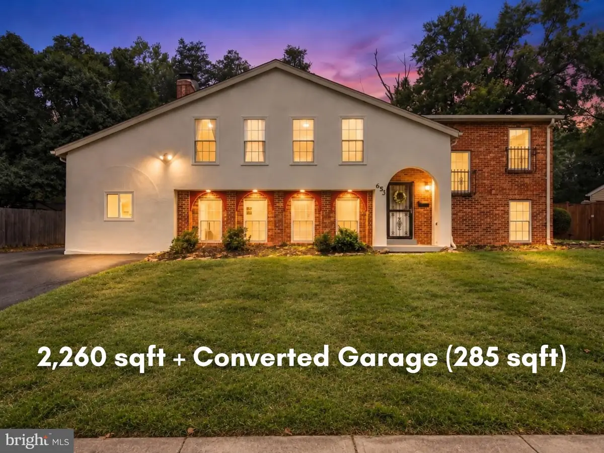 653 Pemberton Ct, Herndon, VA 20170 - #1