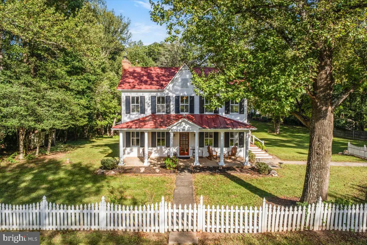 7321 Wolf Run Shoals Rd, Fairfax Station, VA 22039 - #1