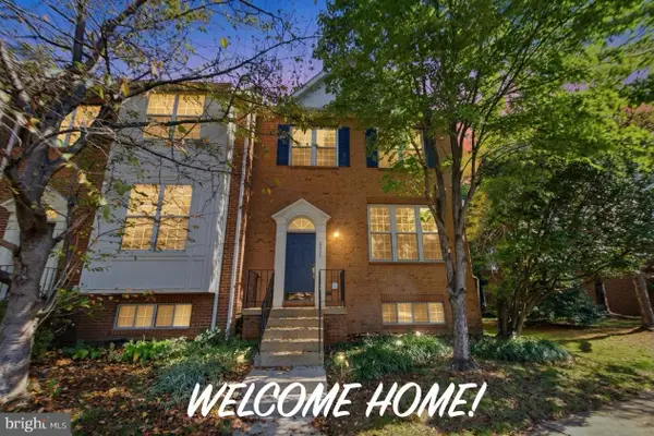2411 Fieldcreek Dr, HERNDON, VA 20171