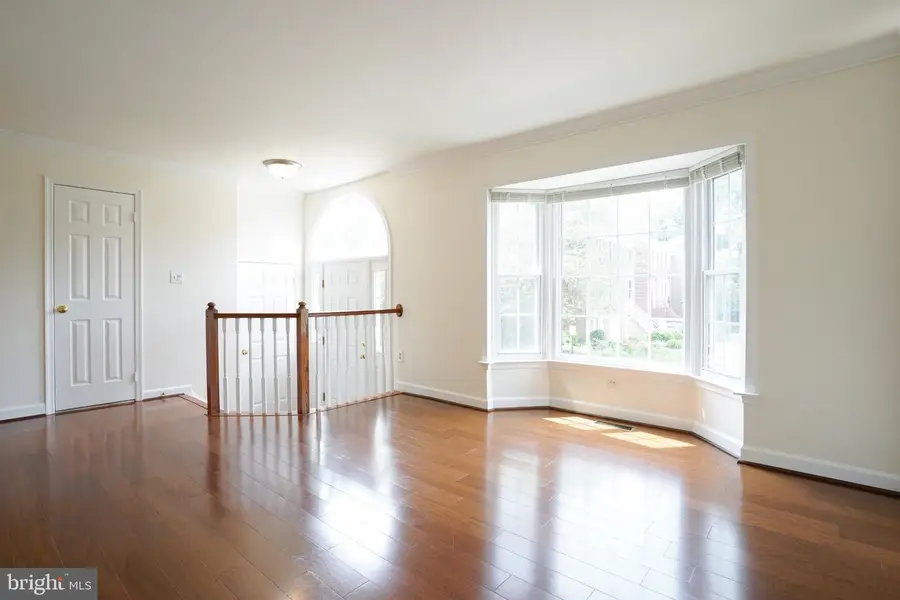 6856 Mclean Province Cir, Falls Church, VA 22043 - #2