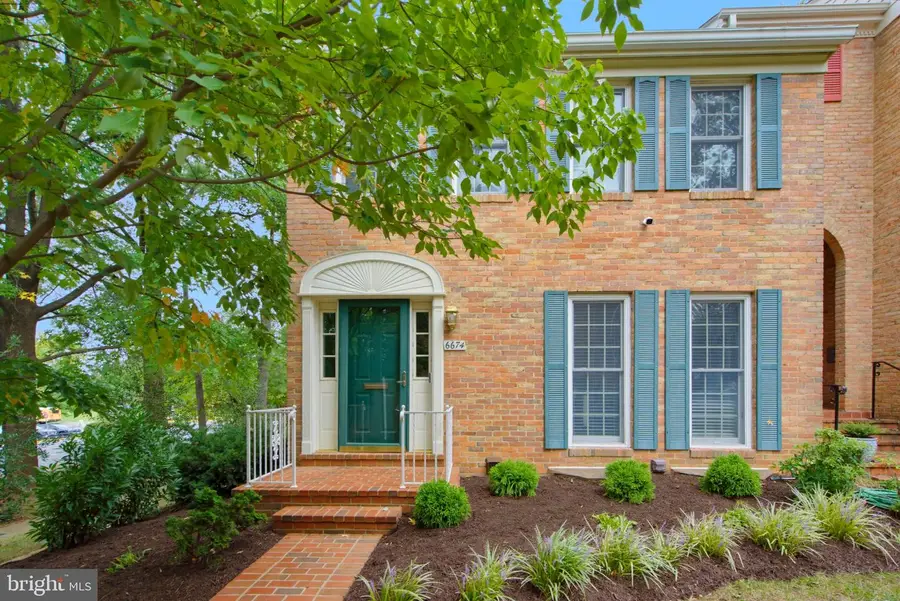 6674 Midhill Pl, Falls Church, VA 22043 - #3