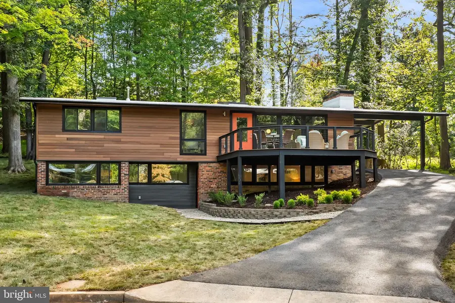7527 Friar Tuck Ct, Falls Church, VA 22042 - #2