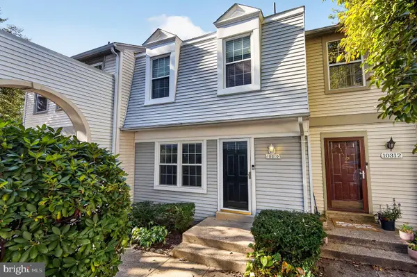 10310 Bridgetown Pl #56, BURKE, VA 22015