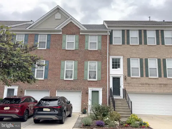 13020 Rose Petal Cir, HERNDON, VA 20171