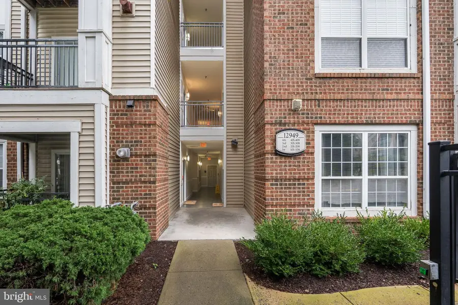 12949 Centre Park Cir #301, Herndon, VA 20171 - #2