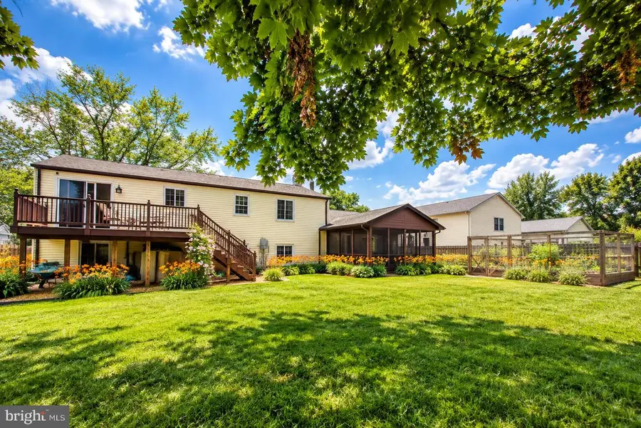 12828 Framingham Ct, Herndon, VA 20171 - #3