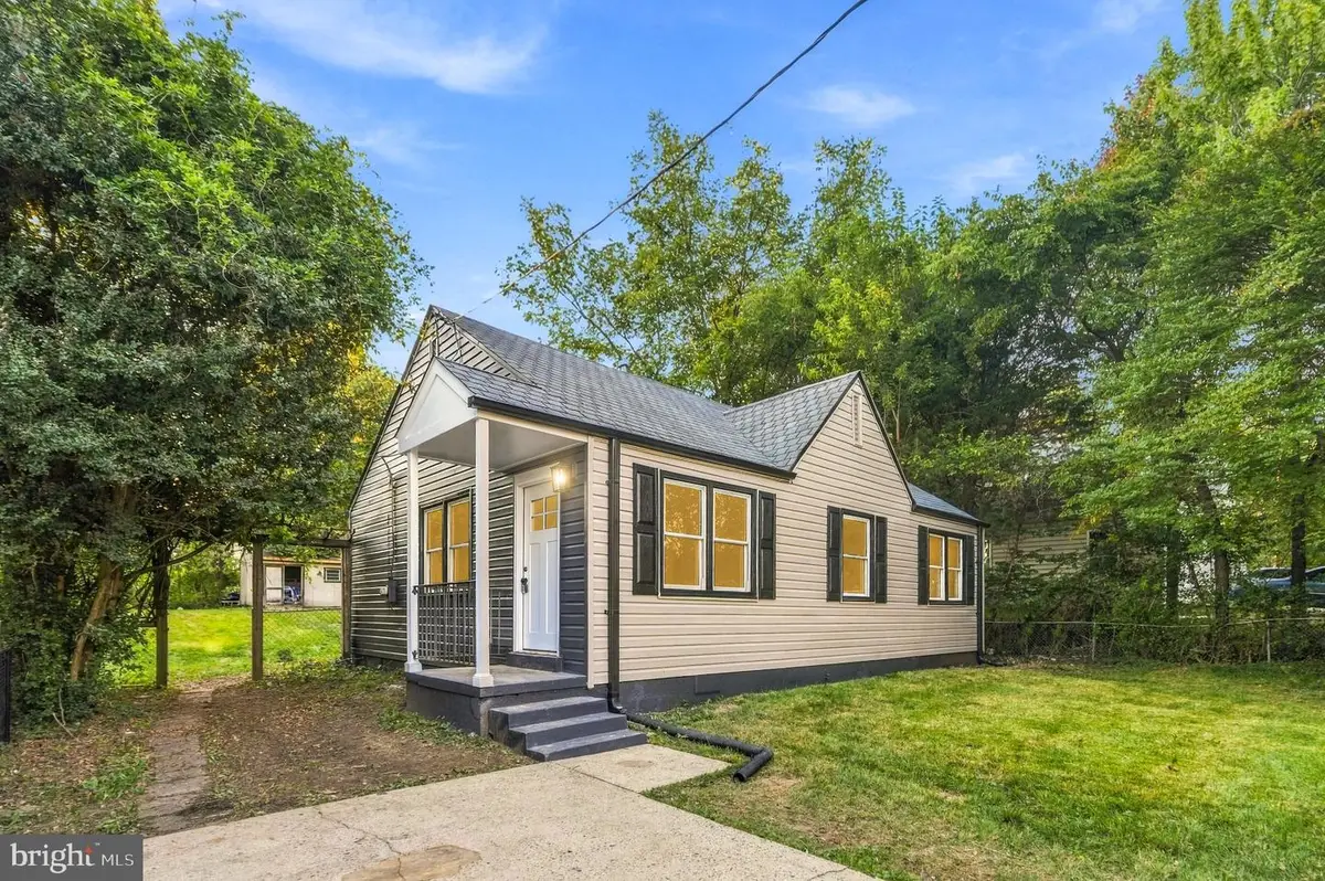 3022 Westfall Pl, Falls Church, VA 22042 - #1