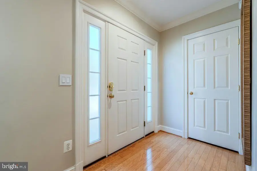 3631 Madison Ln, Falls Church, VA 22041 - #3