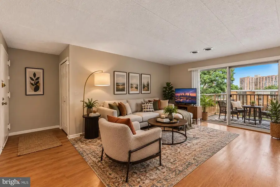 2638 Fort Farnsworth Rd #118, Alexandria, VA 22303 - #3