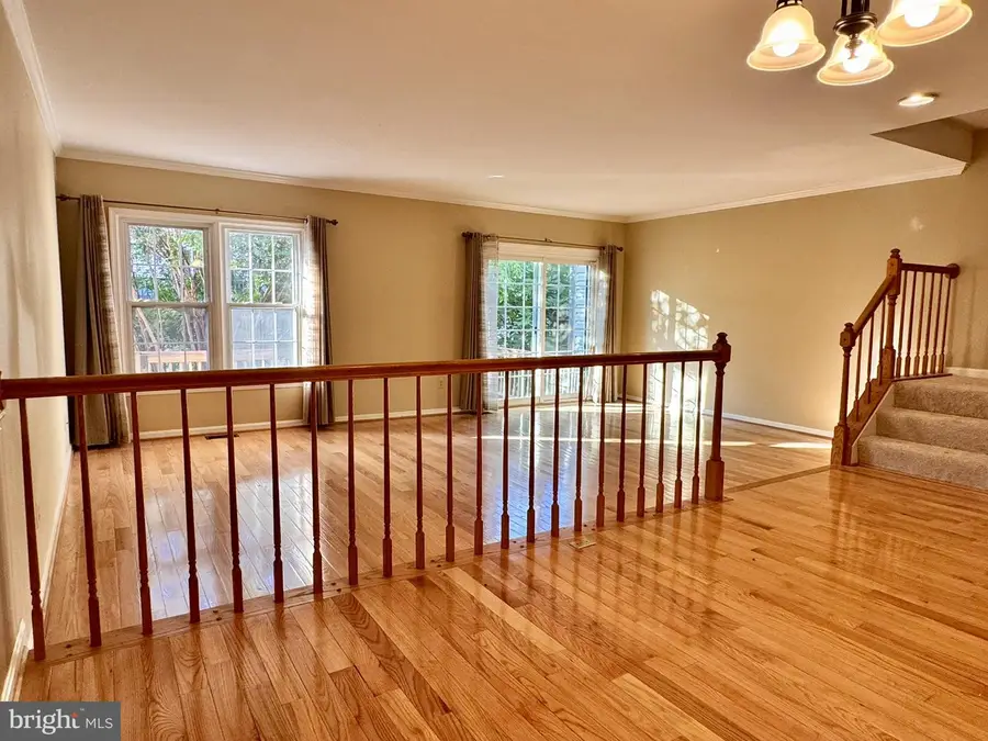 14308 Winding Woods Ct, Centreville, VA 20120 - #3