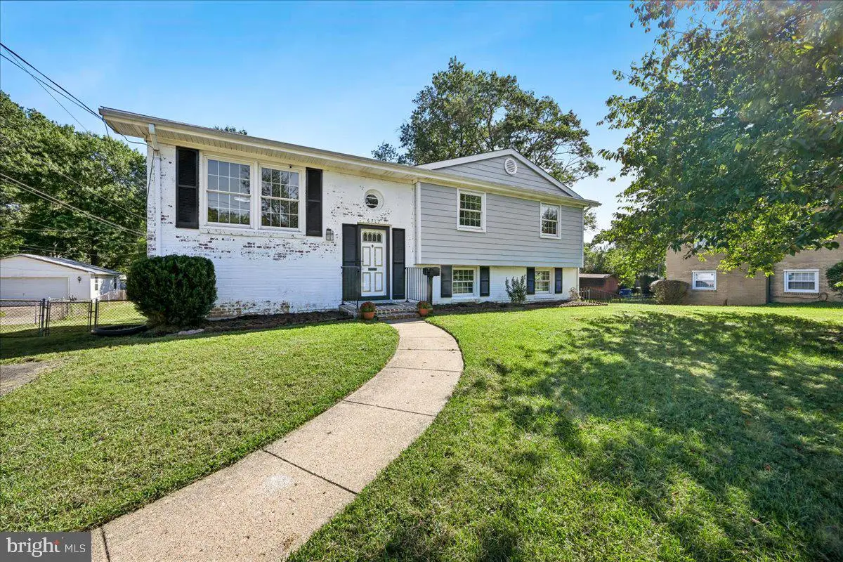 6717 Anthony St, Alexandria, VA 22306 - #1