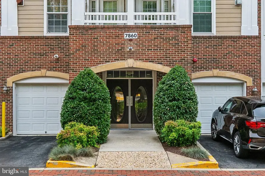 7860 Rolling Woods Ct #404, Springfield, VA 22152 - #2