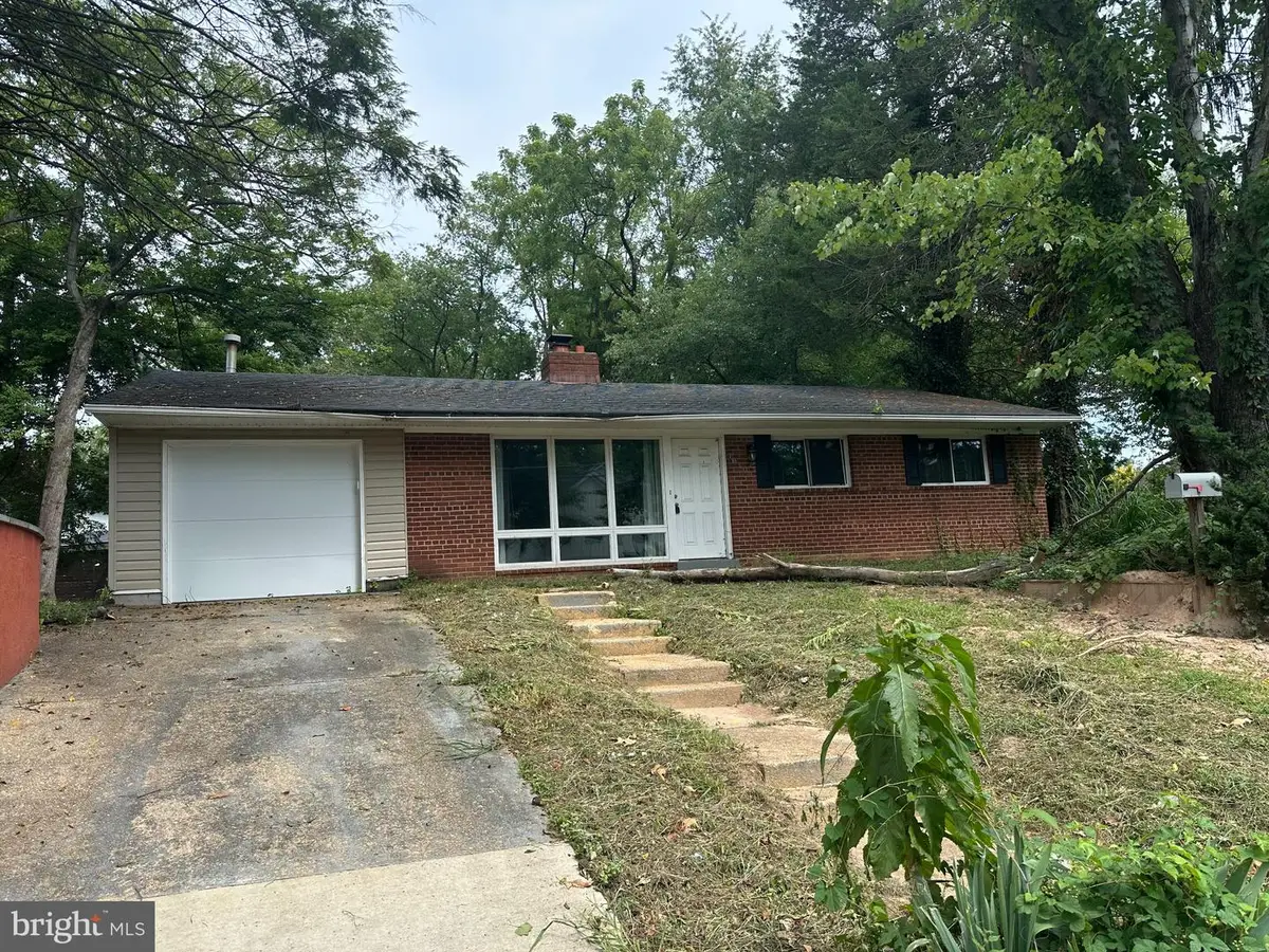 1010 Lynn St Sw, Vienna, VA 22180 - #1