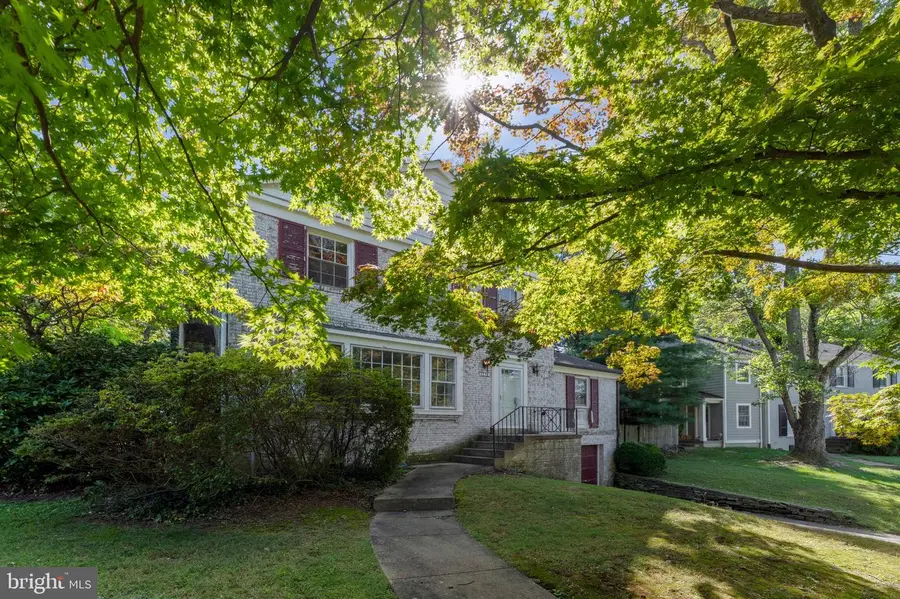 1719 Oak Ln, McLean, VA 22101 - #2