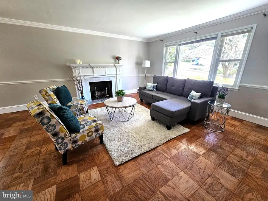 6012 Loretto St, Springfield, VA 22150 - #2