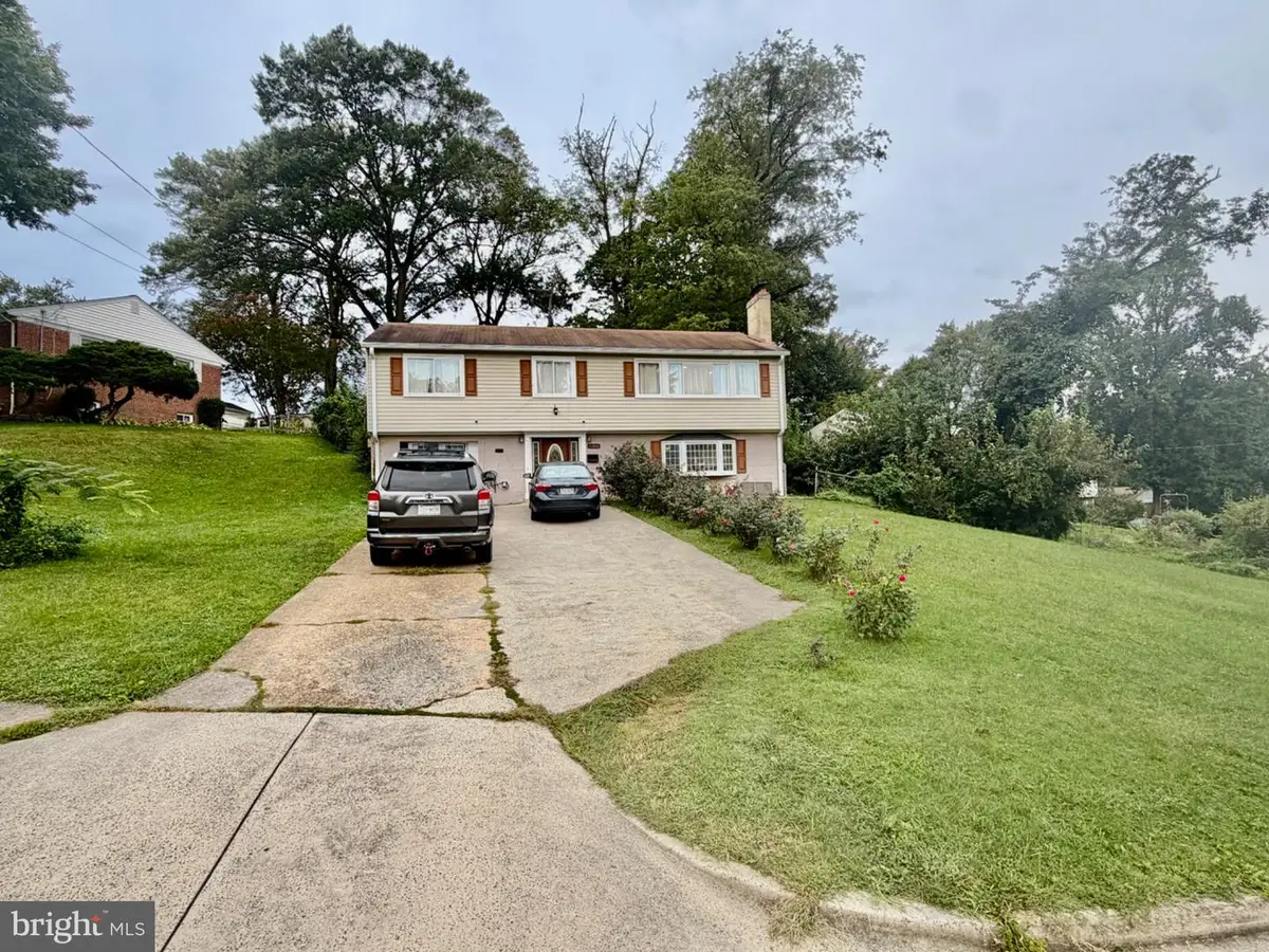 6200 Kentland St, Springfield, VA 22150 - #1