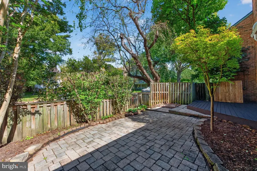 10903 Knights Bridge Ct, Reston, VA 20190 - #3
