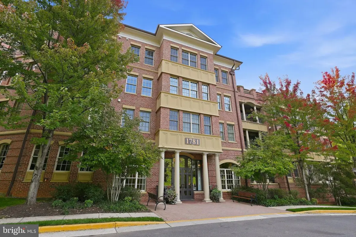 1781 Chain Bridge Rd #101, McLean, VA 22102 - #1