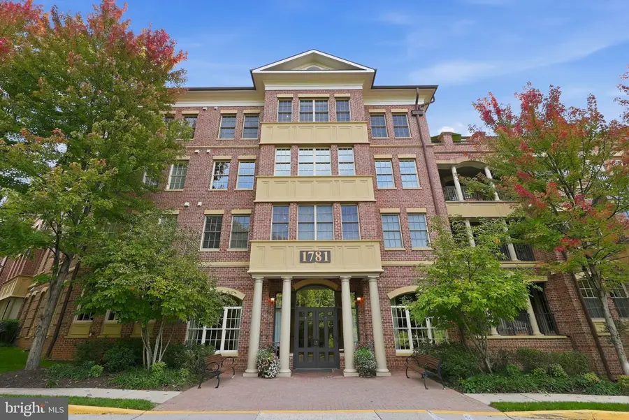 1781 Chain Bridge Rd #101, McLean, VA 22102 - #2