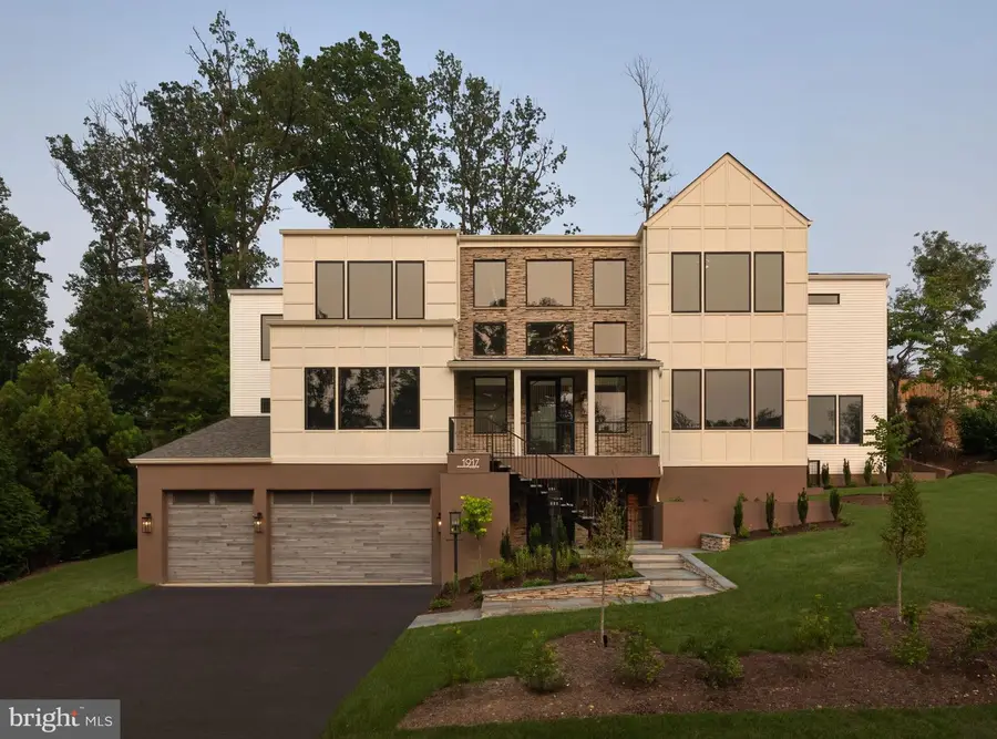 1917 Kenbar Ct, McLean, VA 22101 - #3