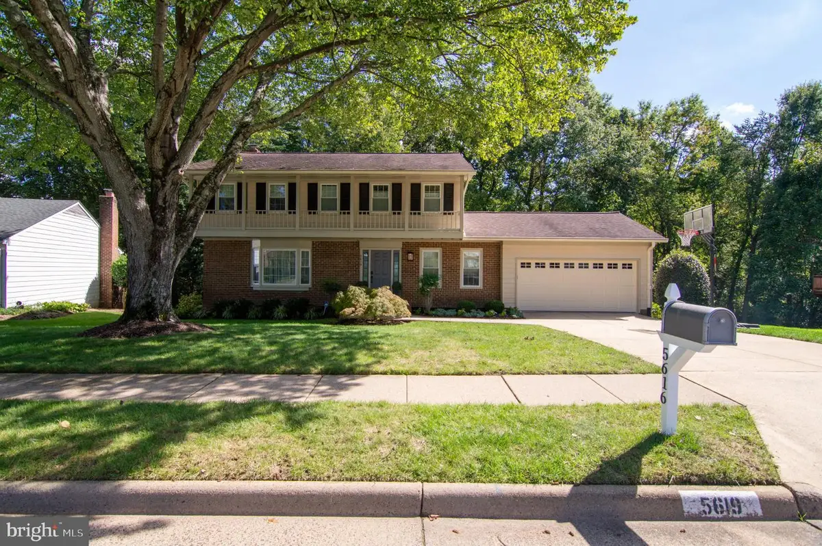 5619 Herberts Crossing Dr, Burke, VA 22015 - #1