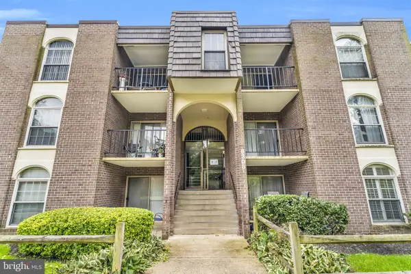 8308 Tobin Rd #22, ANNANDALE, VA 22003