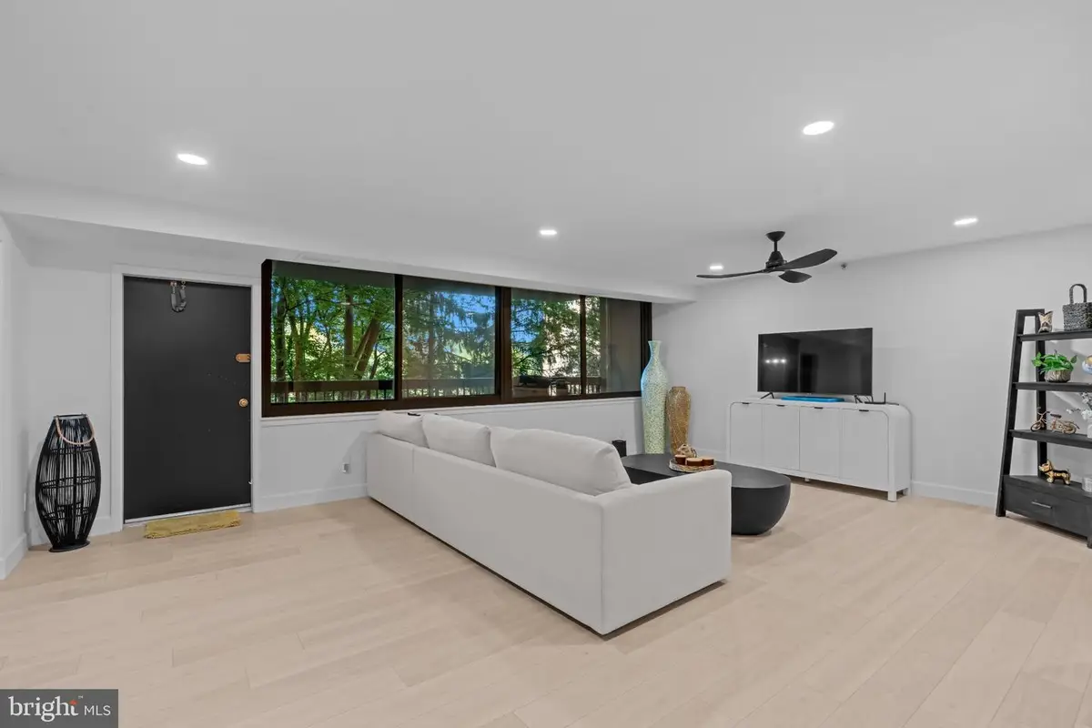 3709 S George Mason Dr #205e, Falls Church, VA 22041 - #1
