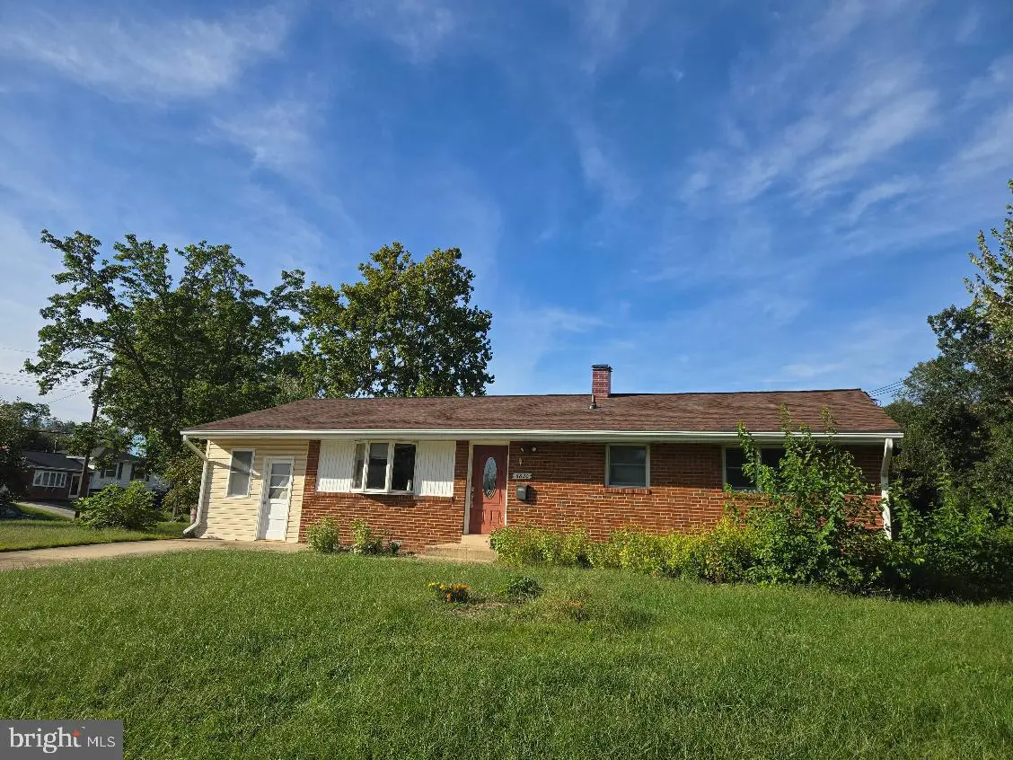6820 Mayo Ct, Springfield, VA 22150 - #1