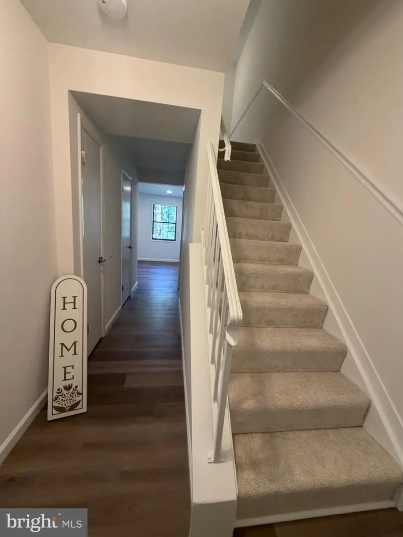 9515 Ashbridge Ct, Burke, VA 22015 - #2